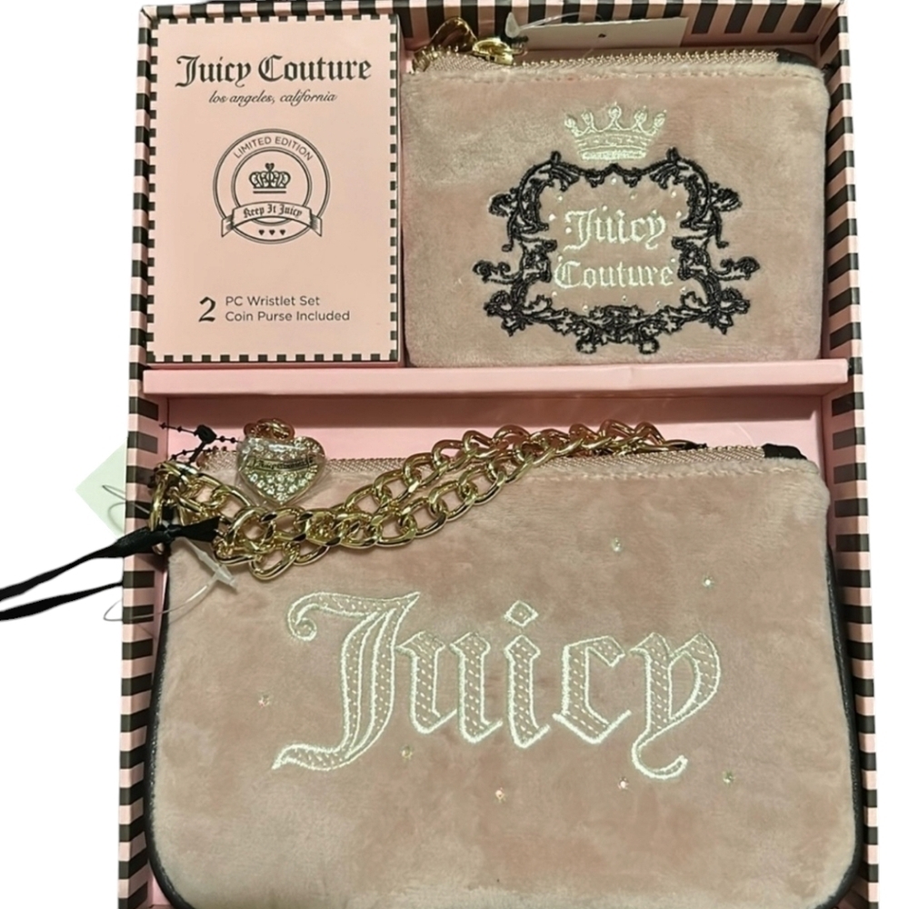 💕▪️Juicy Couture ▪️2 piece Dusty Blush Pink Heritage Wristlet Pouch Gift Set
